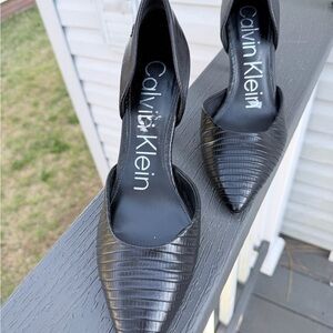 Calvin Klein Black Textured Pointed Toe Heels